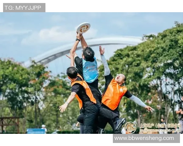 上海飞盘队在世界街舞大赛中以76分领先其他队伍展现强劲实力