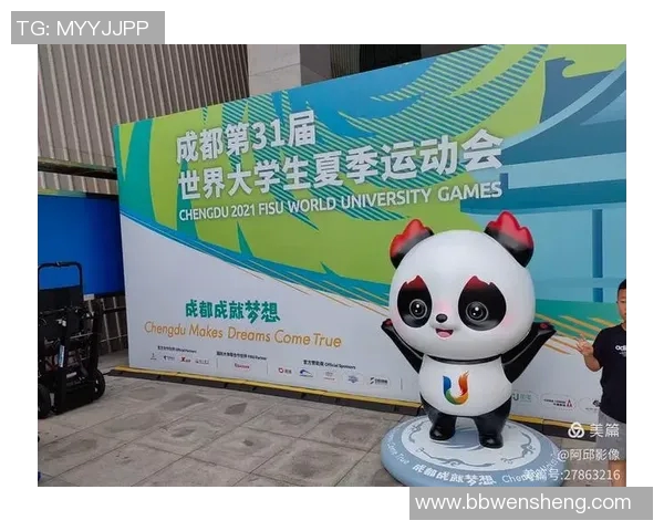 深圳羽毛球队在邀请赛中以52分稳居积分榜首位展现强劲实力