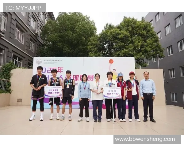 南京篮球队在锦标赛中的比赛经验与表现分析与点评